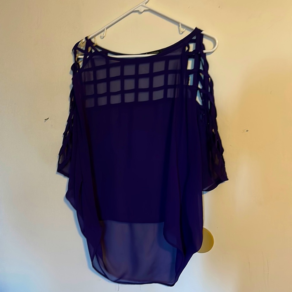 Foreign Exchange purple top Size Small